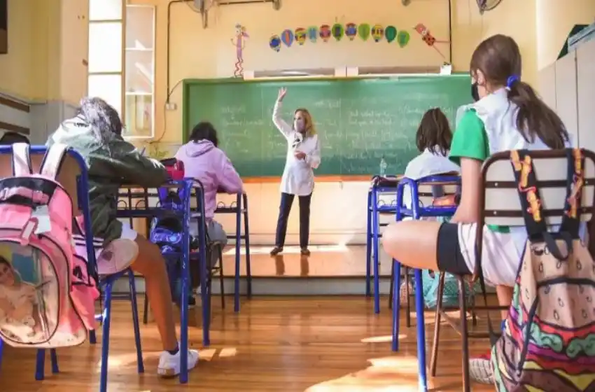 No repitencia: "Con el nivel de violencia que vivimos, los límites son necesarios"