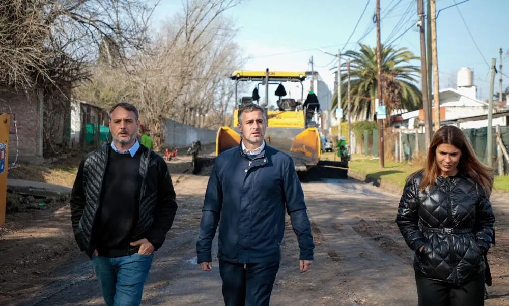 El Municipio continúa con el plan de nuevos asfaltos en las localidades
