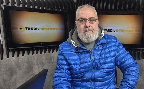"Con lo que se paga por los contenedores, se comprarían 10 camiones"