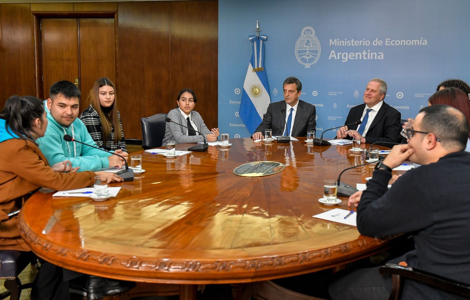 El Gobierno anunció que habrá un aumento de las Becas Progresar
