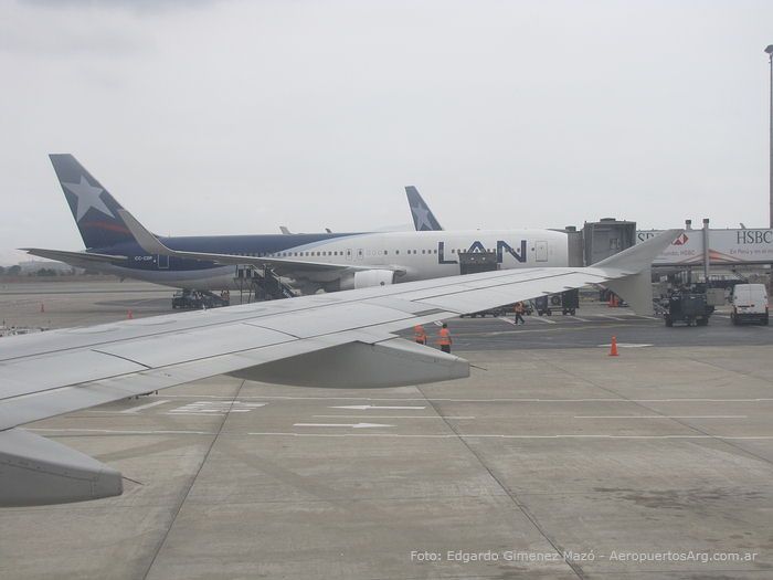LAN Perú con vuelos a Isla de Pascua y La Habana