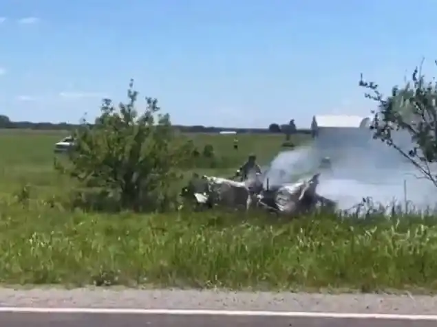 Tragedia aérea en Estados Unidos: murieron 12 personas al estrellarse una avioneta de paracaidismo en Misuri