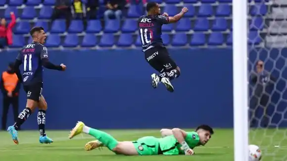 San Lorenzo cayó con Independiente del Valle y se complica