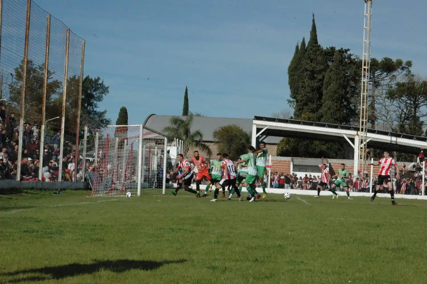 Arsenal se quedó con la primera final del torneo de Paraná Campaña al derrotar a Litoral