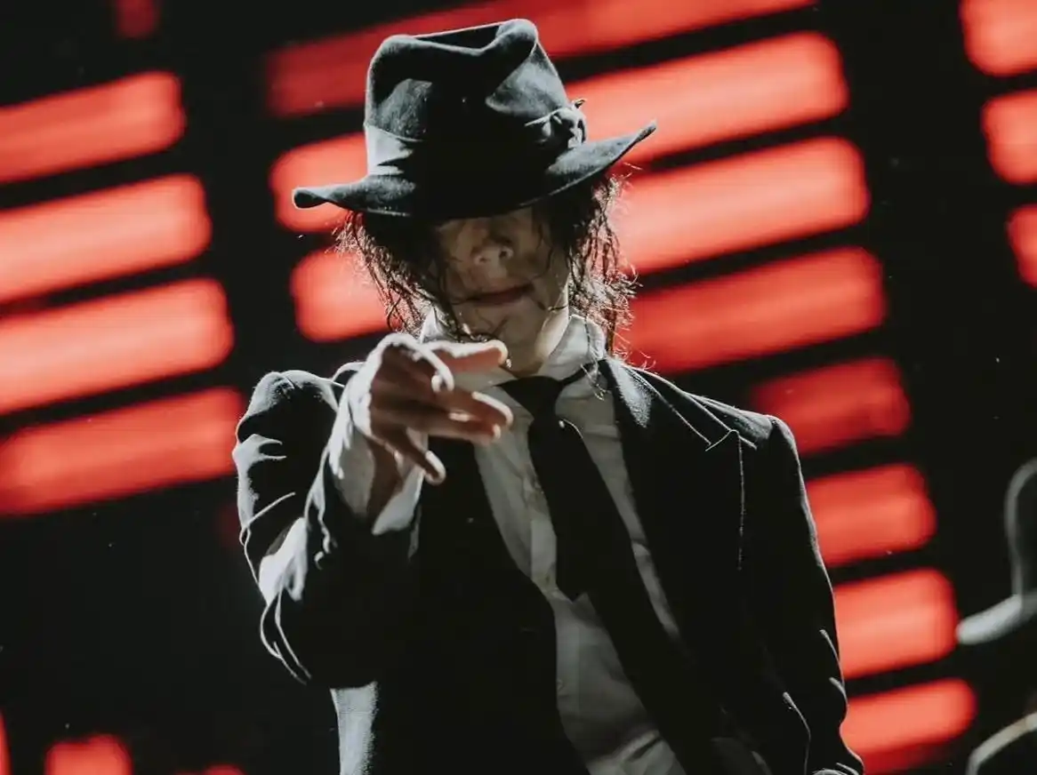 “The King Eternal Tour”: el espectáculo que revive la música de Michael Jackson llega a Necochea