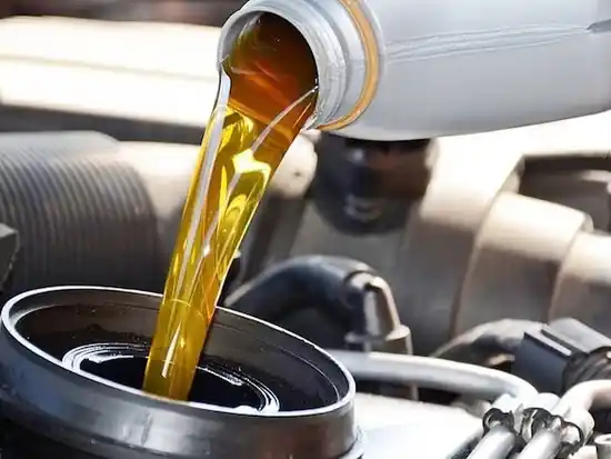 El Gobierno eliminó las retenciones la exportación de aceites lubricantes y líquidos para motores
