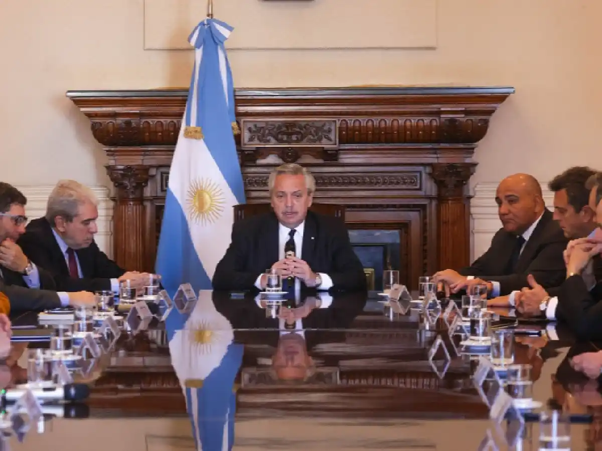 El Presidente convocó a distintos sectores a una reunión contra los "discursos de odio"