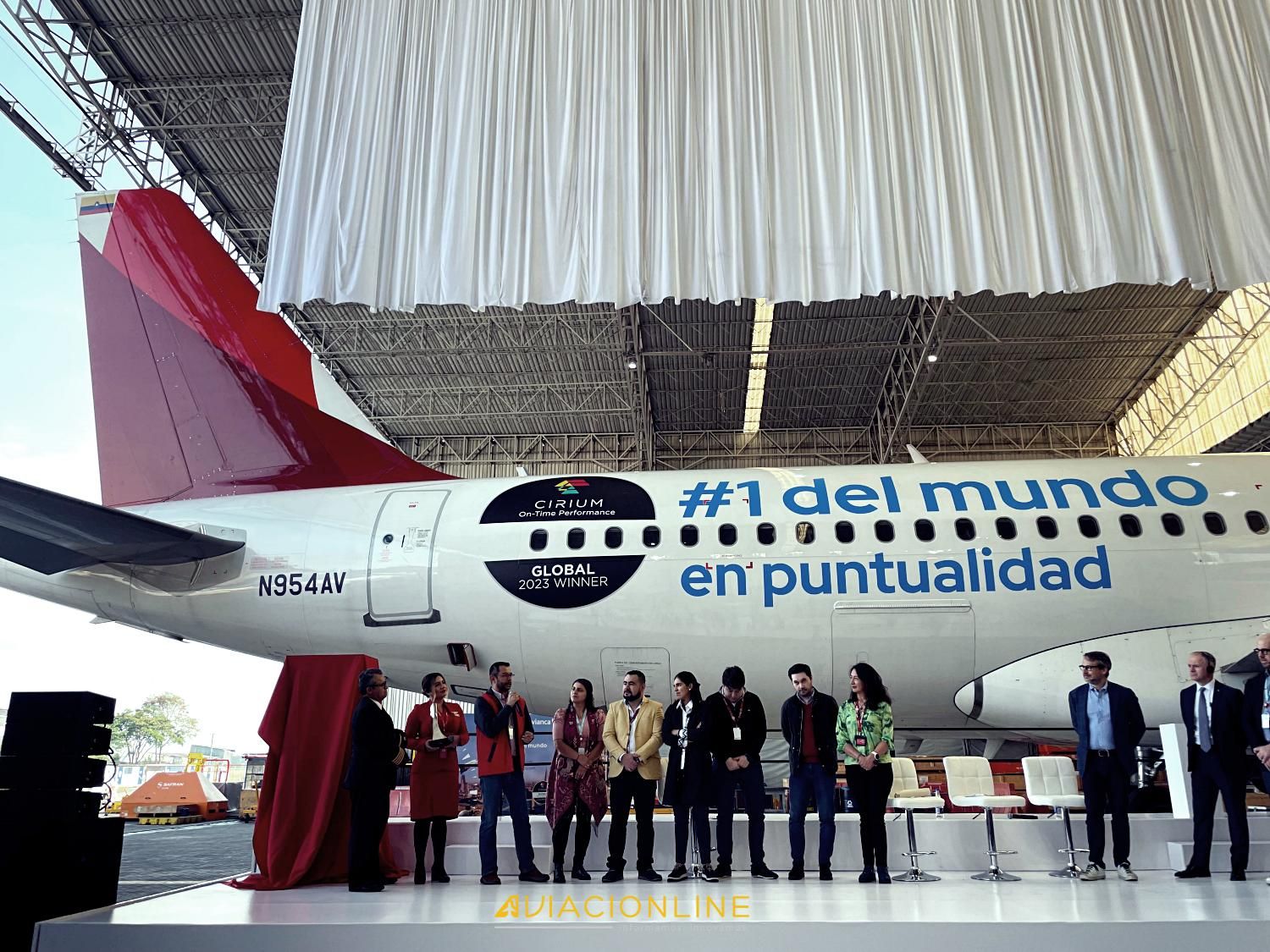 Avianca, la aerolínea más puntual del mundo en 2023: postales de la ceremonia desde Bogotá