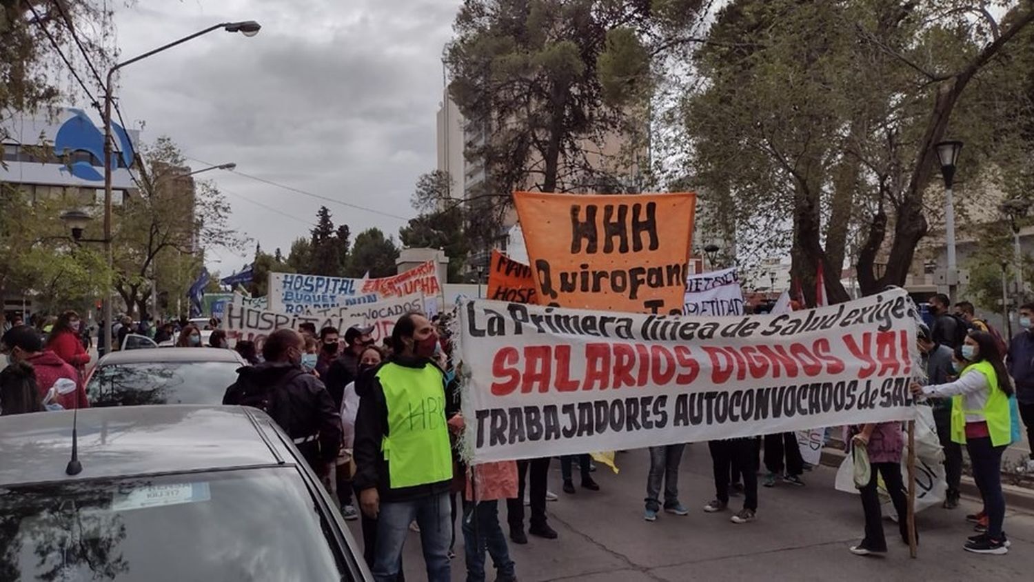 Trabajadores de salud de Neuquén profundizarían las medidas de fuerza