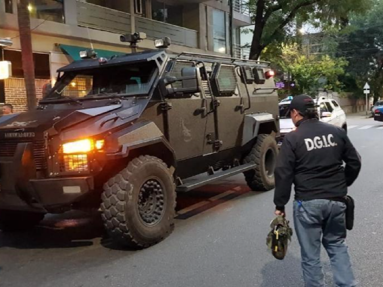 Indagarán a los dos artistas chilenos detenidos por dejar una supuesta bomba en Córdoba