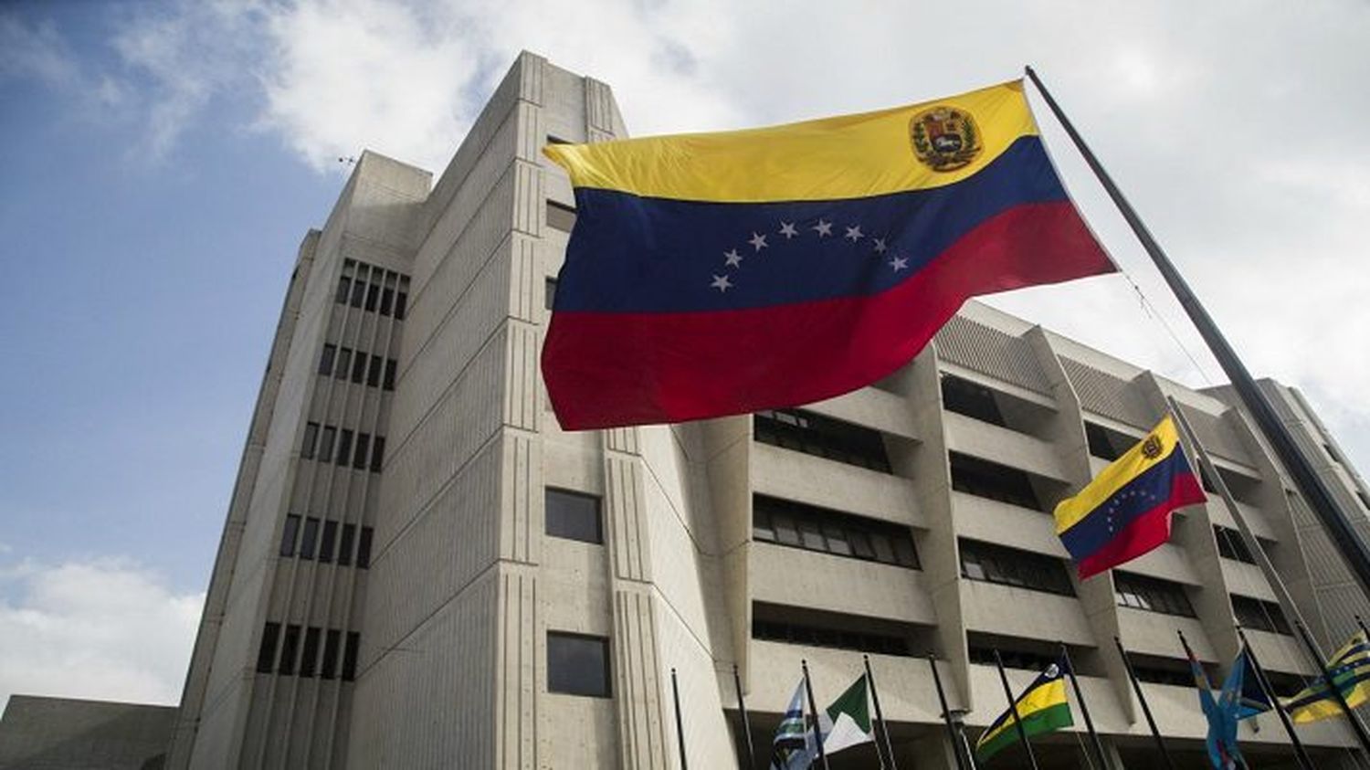 TSJ del régimen pide a Colombia extraditar a militares y civiles implicados en  Operación Gedeón