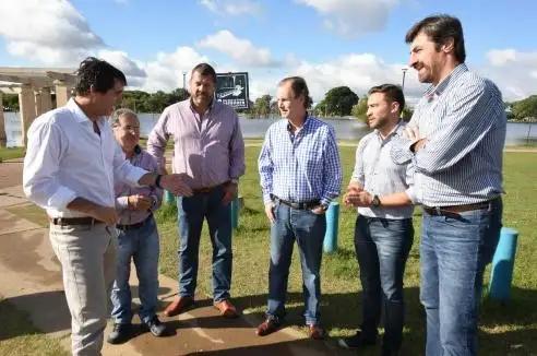 Bordet estuvo en Concordia y anunció que el 27 de abril se abrirán los sobres para la defensa sur 