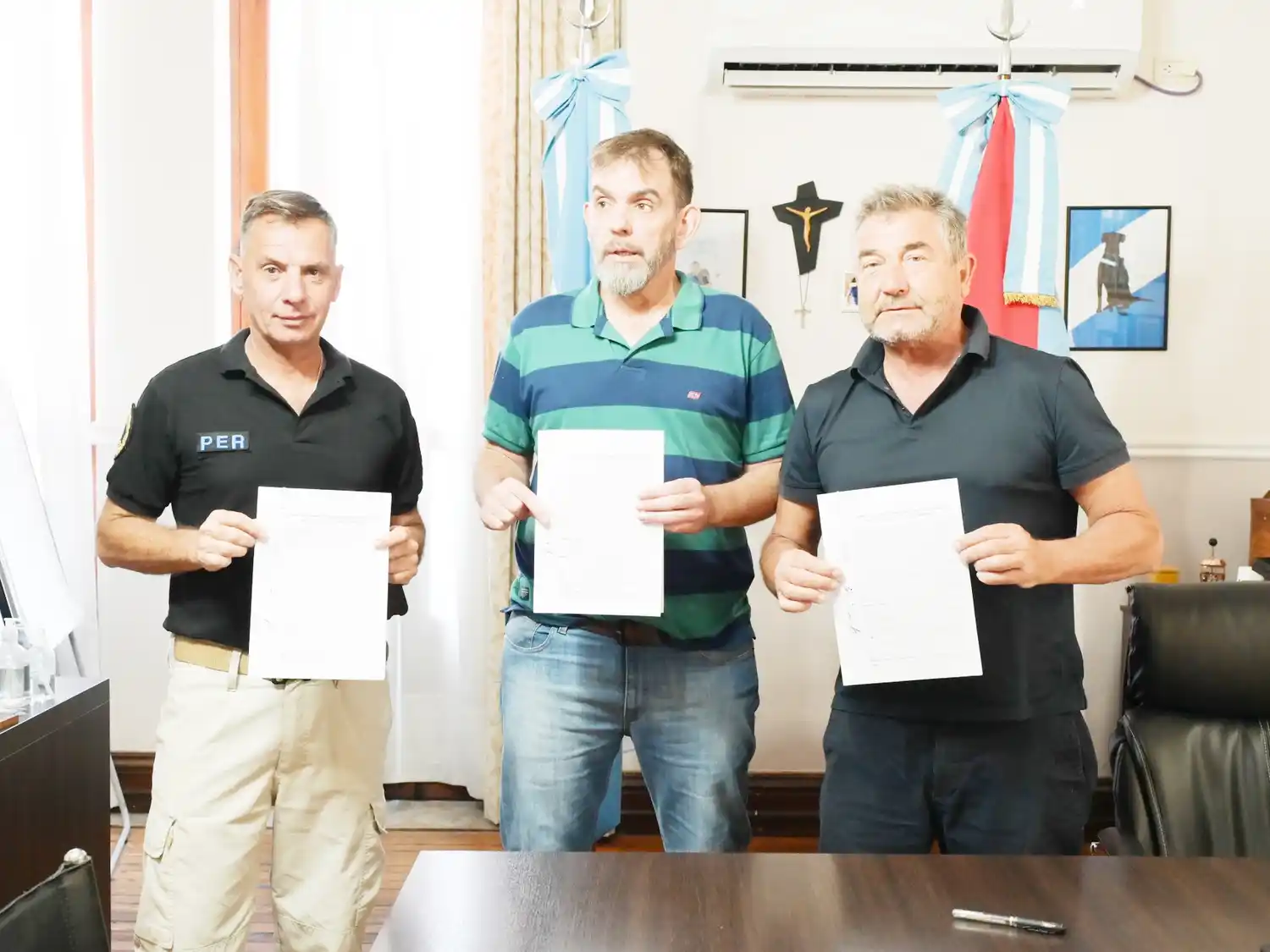 Firmaron un convenio de cooperación en seguridad vial con el municipio de Maciá