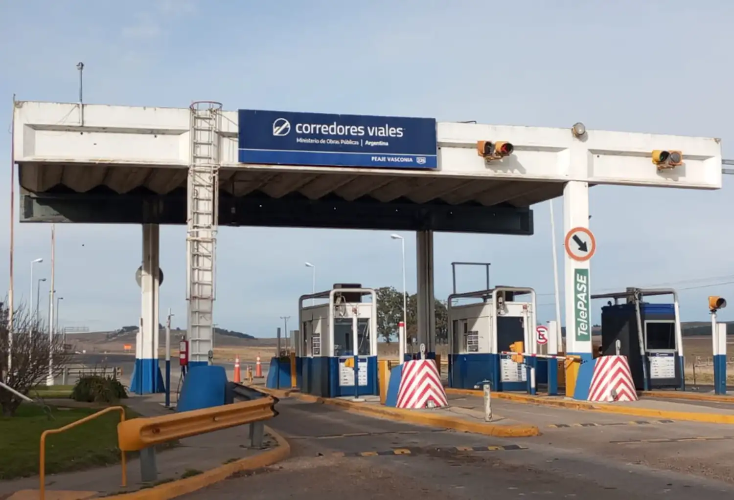Las cabinas identificadas con la leyenda “esta estación solo acepta pagos electrónicos” ya no recibirán dinero en mano.