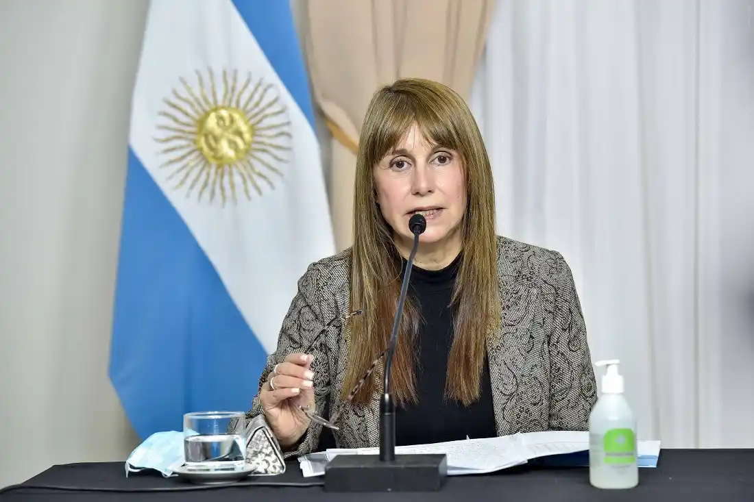 La ministra Velázquez advirtió que podría haber un tercer brote del Covid-19