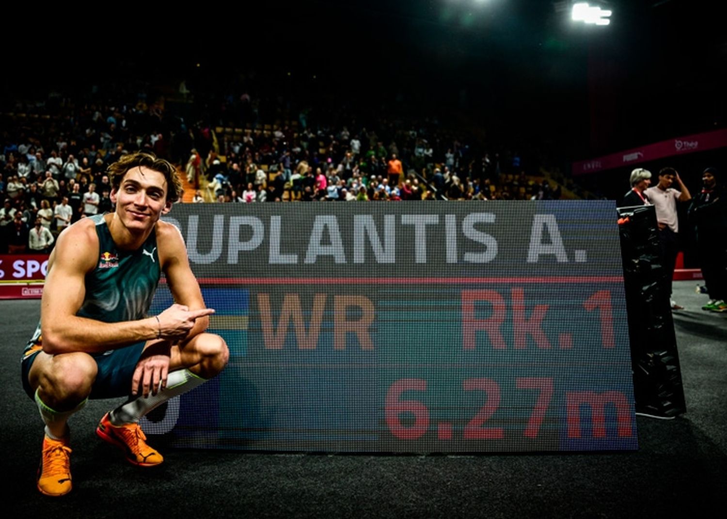 Armand Duplantis y un nuevo récord mundial en salto con garrocha