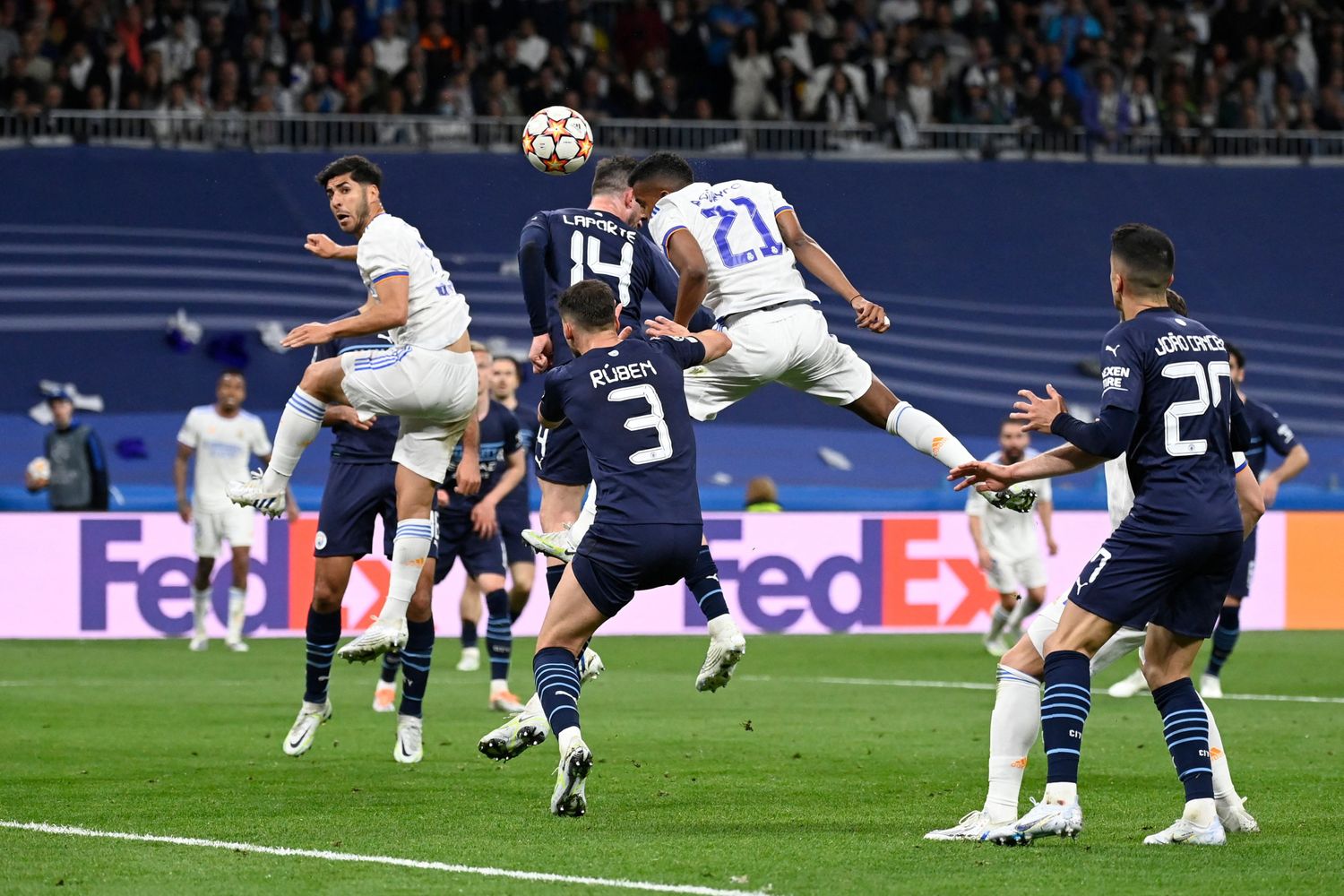 Memorable remontada del Madrid para pasar a la final