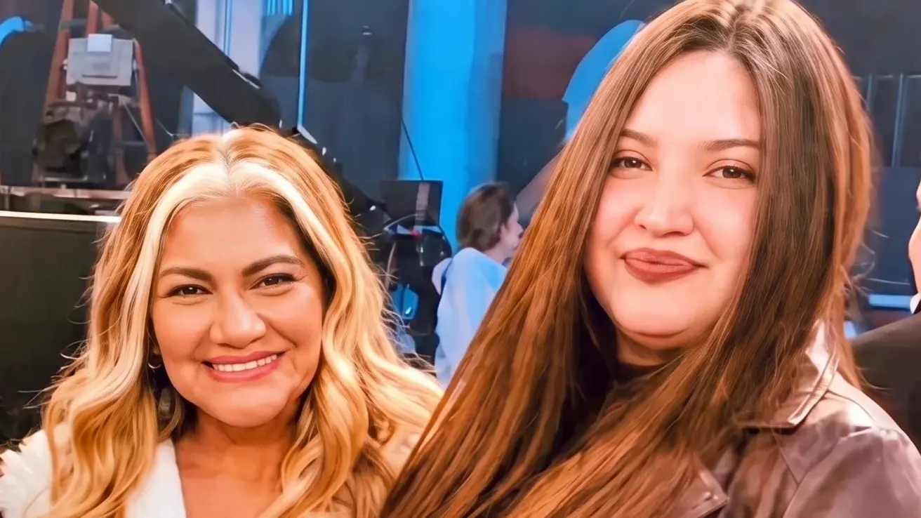 Melanie Pérez con La Bomba Tucumana