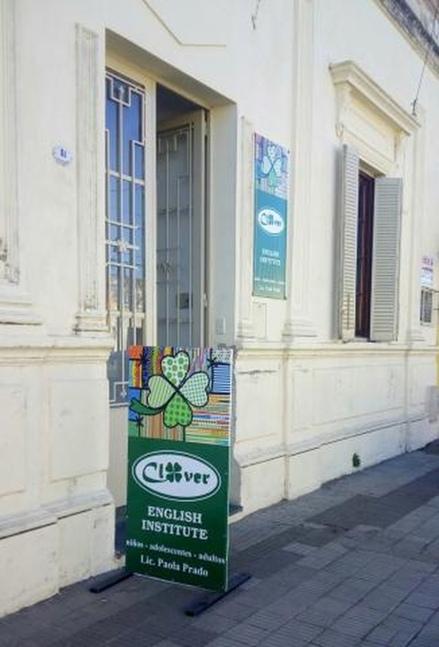 ¿Cómo se desarrollan las clases virtuales del Instituto Clover?: la palabra de una de sus docentes.