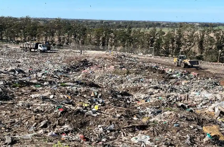 Recorrida por el basural: "El Ejecutivo debe escuchar los planteos que se hacen, porque el daño será irreparable"