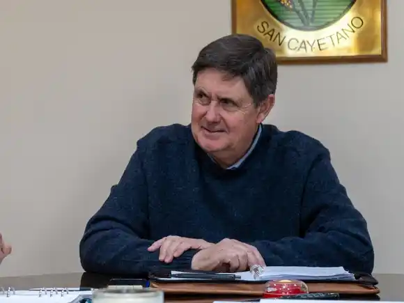 Intendente de San Cayetano evoluciona favorablemente y seguirá de licencia en noviembre