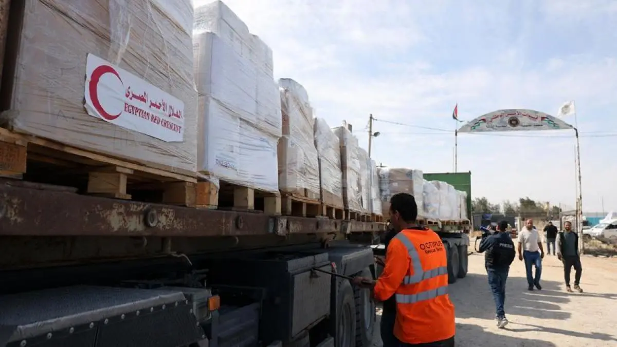 Gaza recibió camiones con combustible, pero la ayuda sigue siendo insuficiente