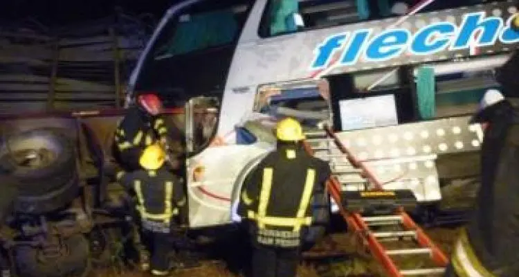 Accidente de Flecha Bus: Murió la mujer que permanecía internada en La Plata