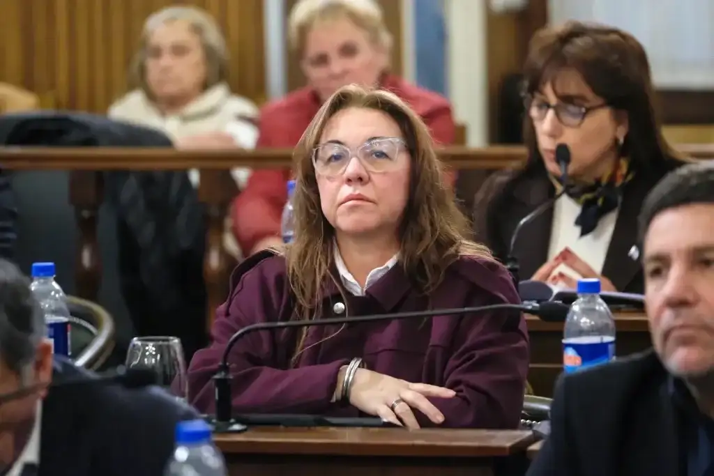 Patricia Díaz anunció su salida del bloque peronista en el Senado entrerriano