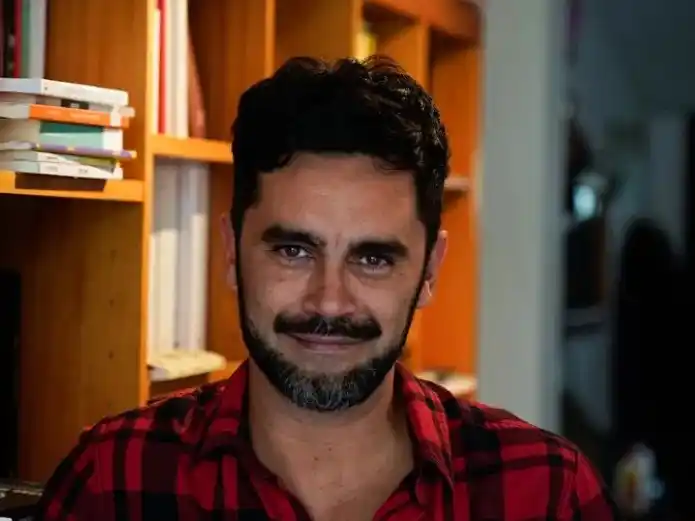 El actor y escritor visitará la ciudad el próximo 1 de noviembre. Foto: Gentileza.