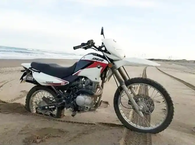 Robaron una moto de alta cilindrada de una vivienda