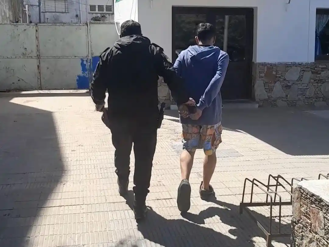 Uno de los aprehendidos