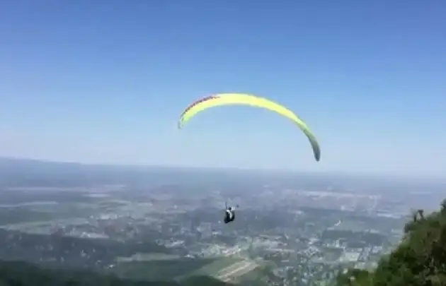 Tucumán:  Detuvieron al instructor del parapente de la caída fatal