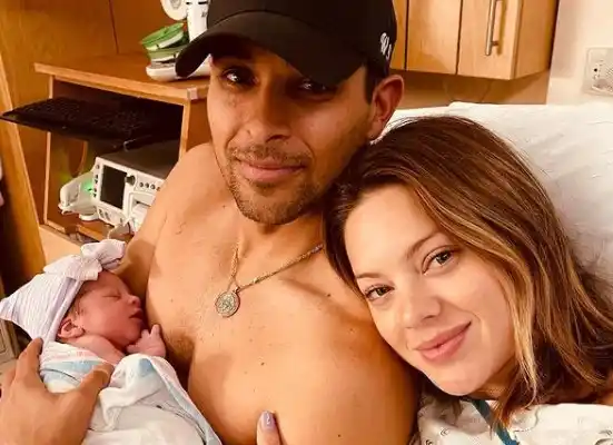UNA CUCHURA: Nace la hija de Wilmer Valderrama