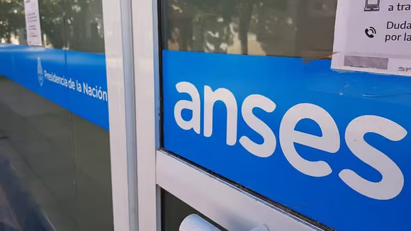 Anses ganará 2.000 millones de dólares con el canje de bonos