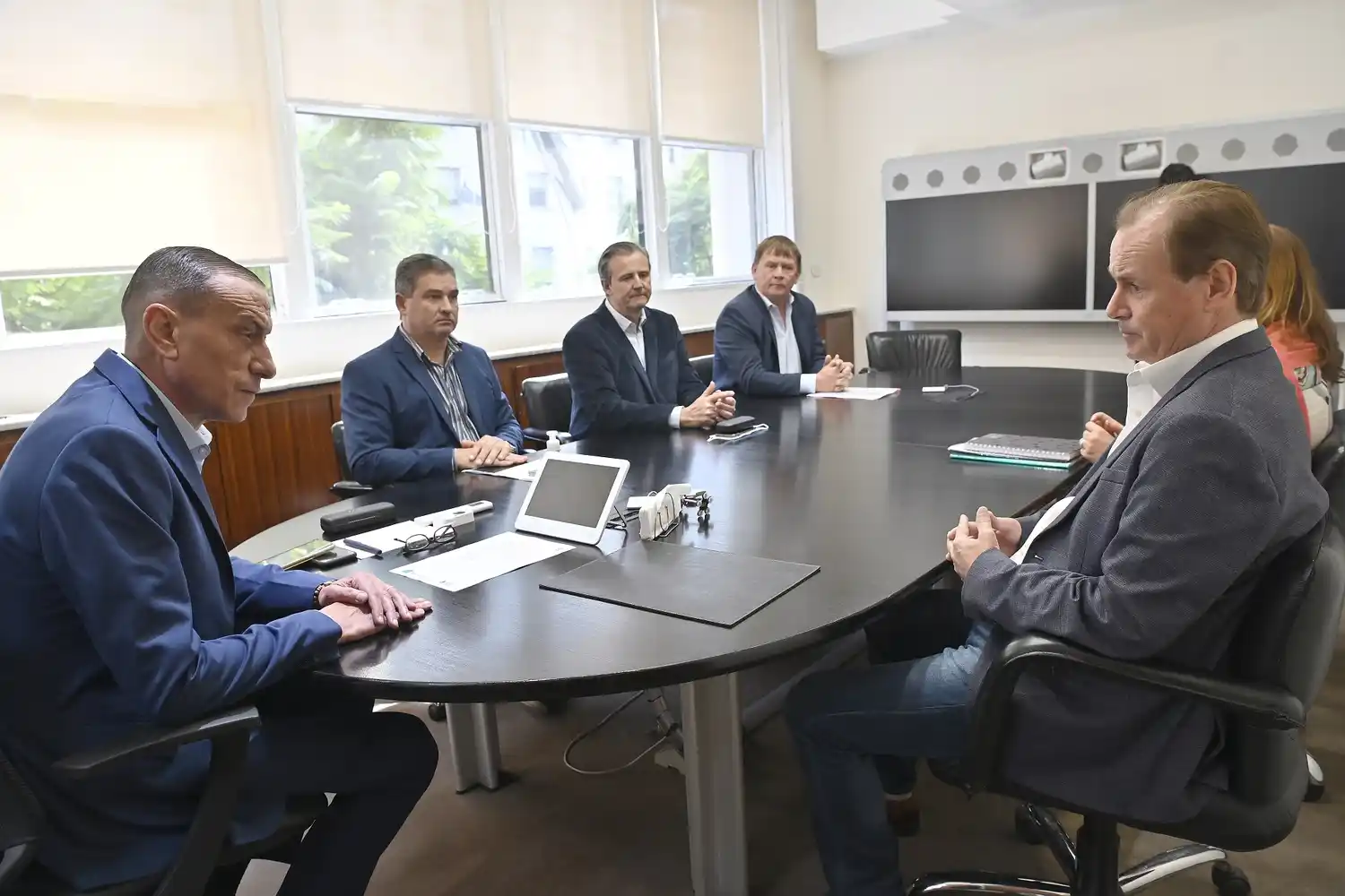Bordet gestiona ante Nación más obras viales para Entre Ríos