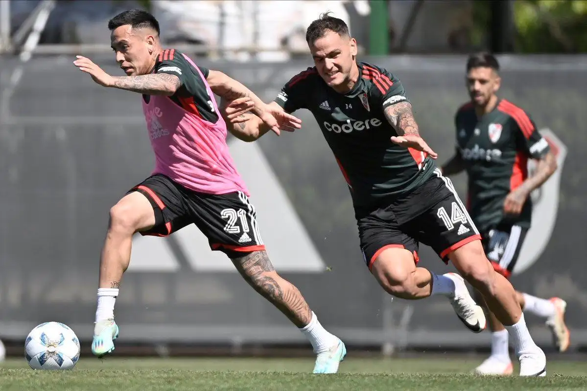 Barco podría reemplazar a Ignacio Fernández entre los titulares.