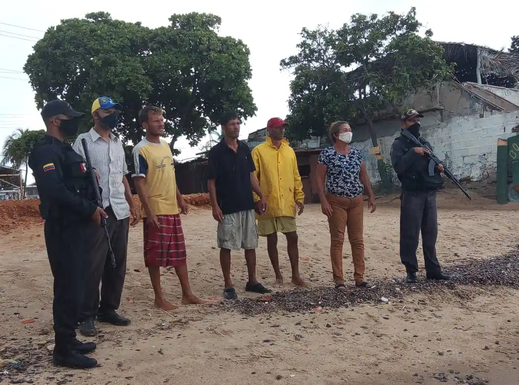 A LA DERIVA, así quedaron pescadores por falta de combustible