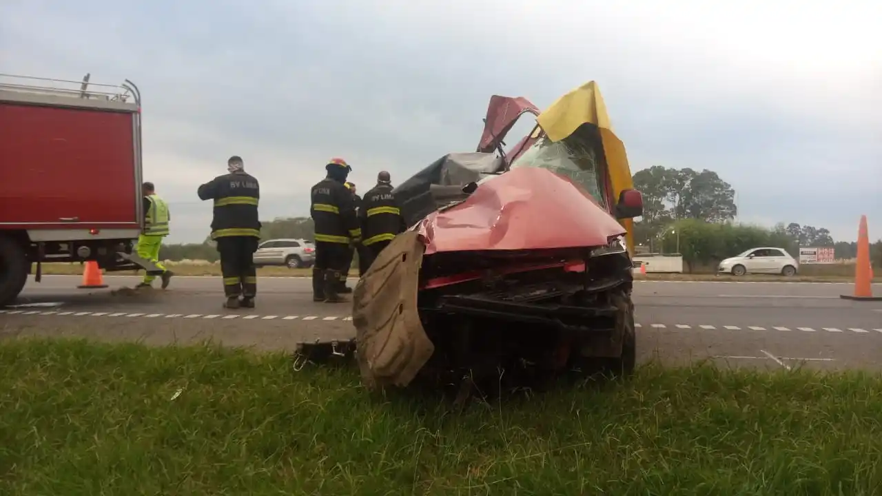 Piden ayuda para ubicar a familiares de los venezolanos fallecidos en el accidente en ruta 9 del que participó un sampedrino