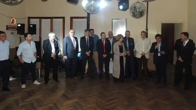El Jockey Club Gualeguay celebró el 25 de Mayo con su tradicional cena de gala