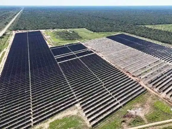“Formosa sostiene obras estratégicas y apuesta 
a inversiones privadas pese al freno nacional”