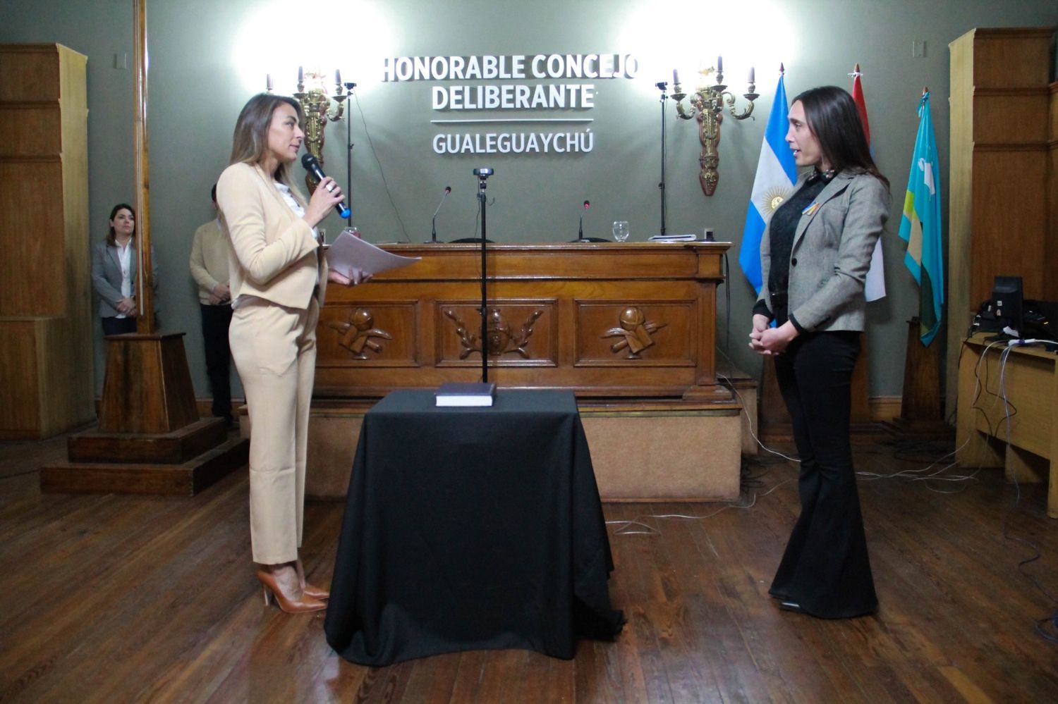 manuela gonzalez - 2