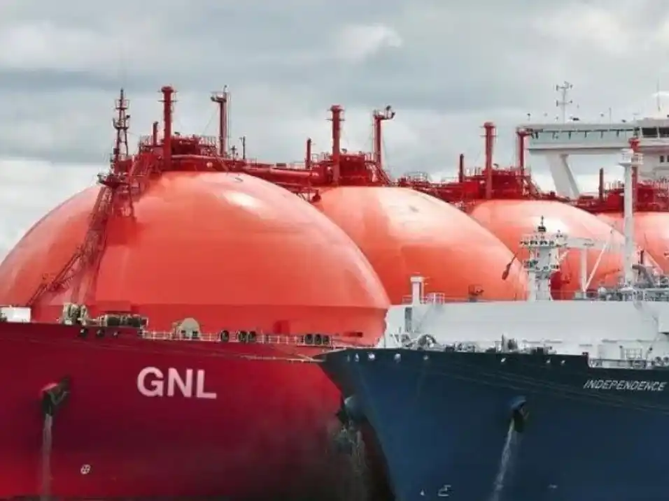 El Gobierno dispuso un nuevo procedimiento para la exportación de GNL