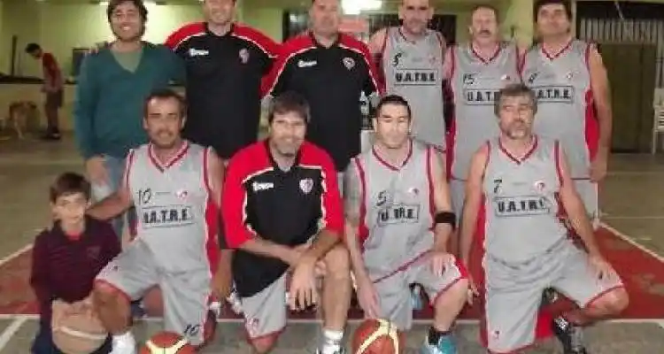 Maxibásquet: Mitre venció ampliamente a Atlético Baradero en un amistoso
