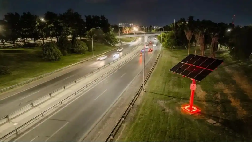 San Juan inauguró la primera autopista solar de la Argentina
