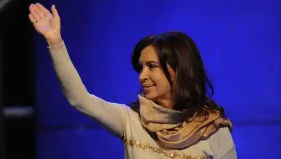 Cristina desembarca en el conurbano para ser distinguida la semana próxima