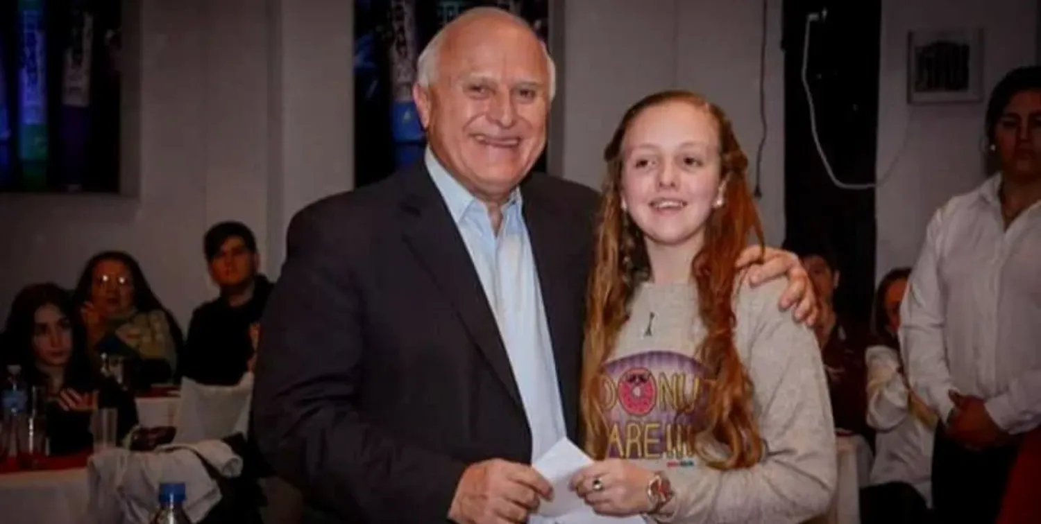 De la utopía a la realidad. Una joven Carol Techtermann, junto a Miguel Lifschitz, en el 2016