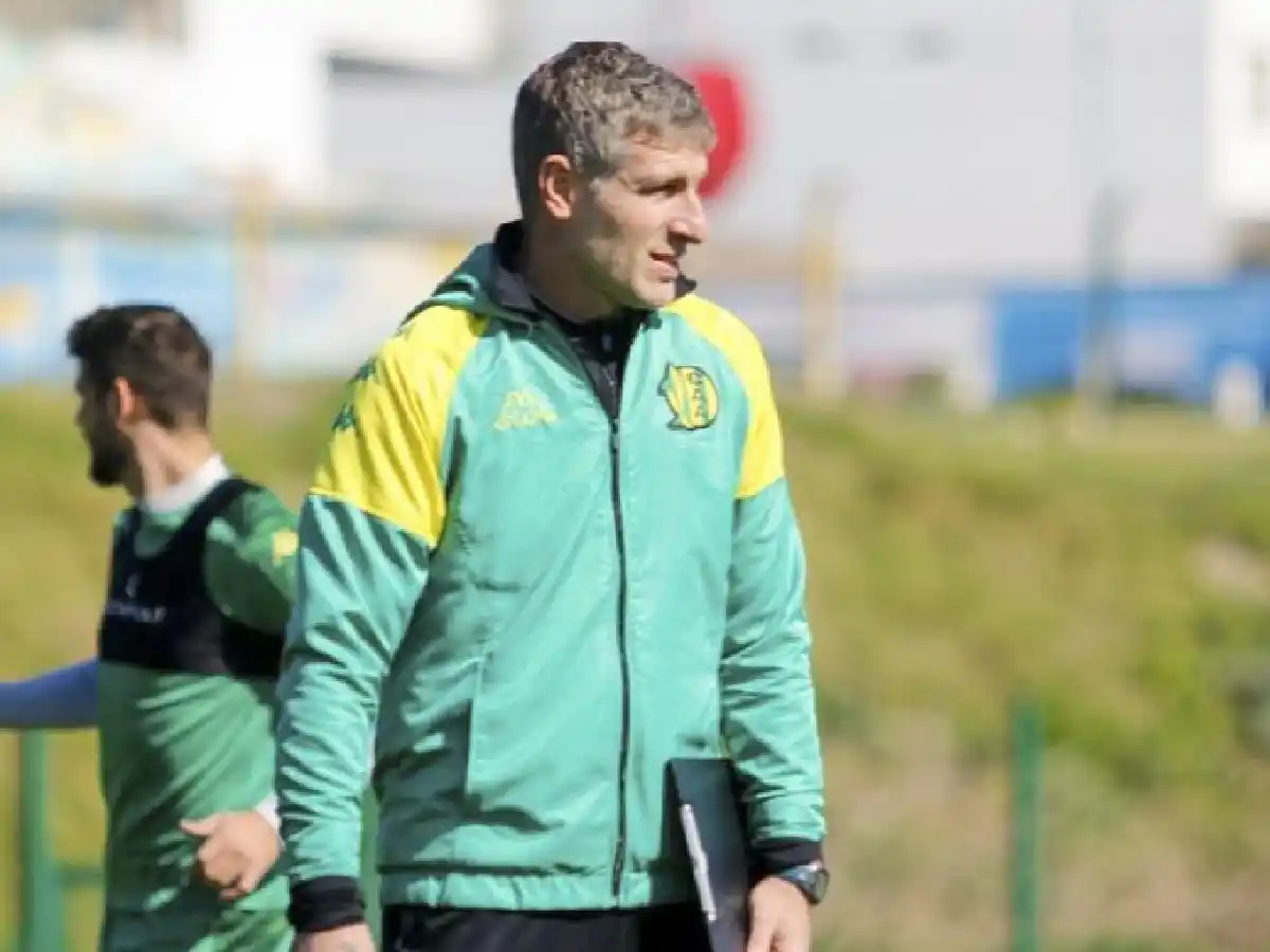  Mal debut de Palermo en Aldosivi