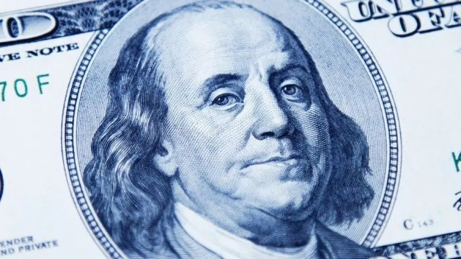 Dólar blue desatado: en un día subió lo mismo que en todo septiembre y rozó los $950