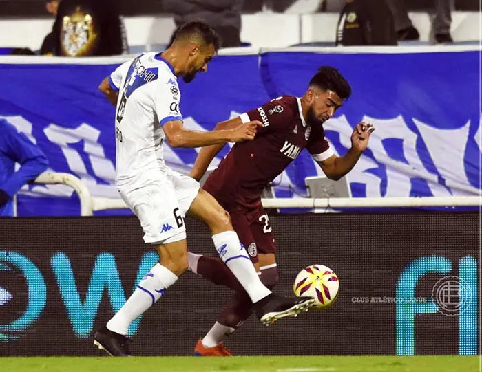 Vélez sacó a Lanús y va por Boca