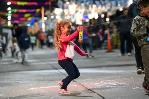 Carnaval infantil: la venta de espuma estará a cargo de los bomberos
